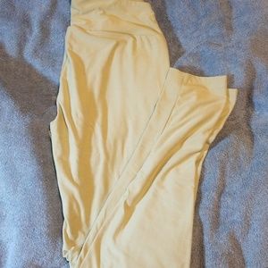 Solid Light sage green Lularoe leggings OS
